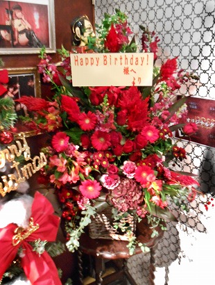 キャバクラ スナック Barの開店祝い花 誕生日花 周年祝い花 胡蝶蘭をお届け 親切なお花屋さん